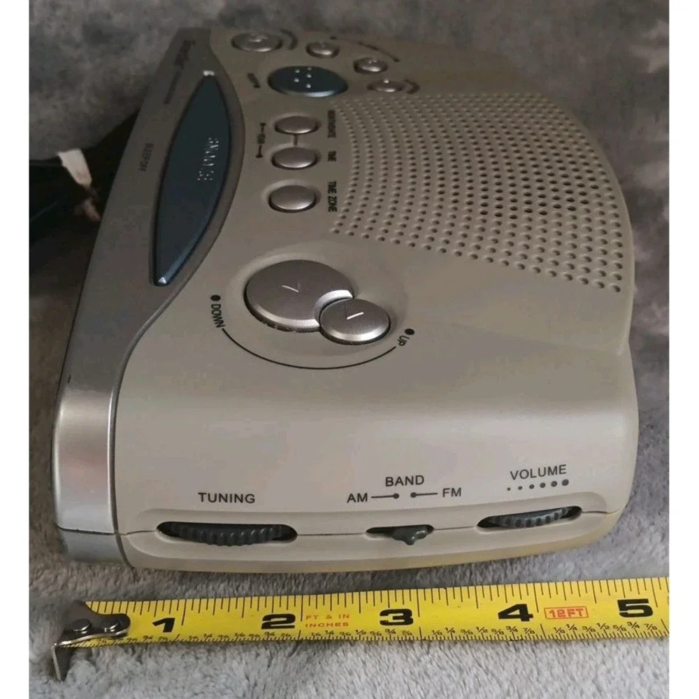 Emerson CKS1850 Research SmartSet AM‎ FM 2-Alarm Clock Radio Blue Dimmer Tested
